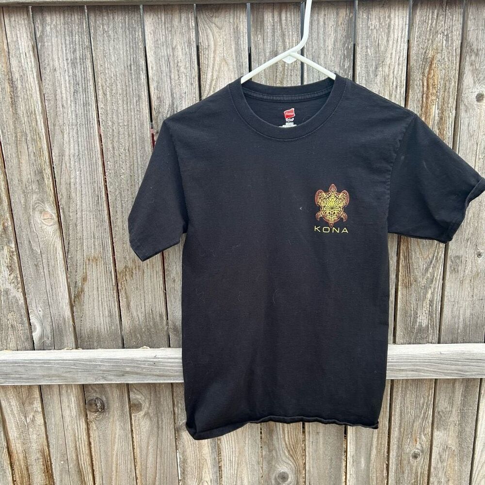 Kona men’s tshirt short sleeve size small